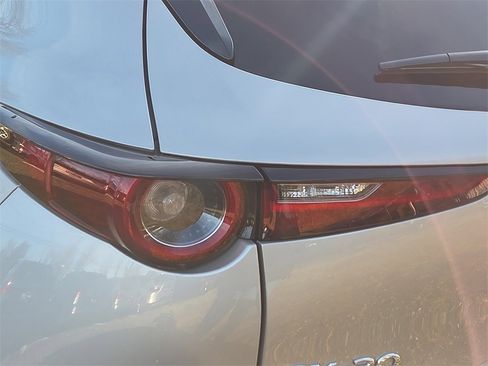 Used 2023 MAZDA CX-30 AWD 2.5 S w/ Select Package image 10