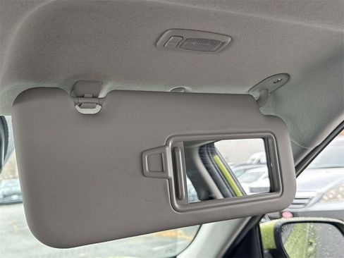 Certified 2022 Hyundai Venue SE image 29