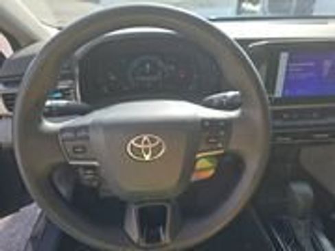 Used 2025 Toyota Camry LE w/ Convenience Package FWD image 9