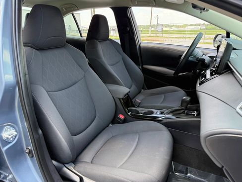 Used 2022 Toyota Corolla LE FWD image 23