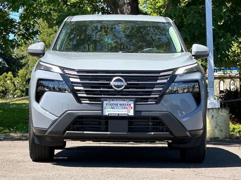 New 2026 Nissan Rogue SV AWD/4WD image 10