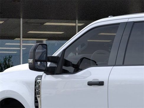 New 2026 Ford F350 XLT w/ FX4 Off-Road Package image 20