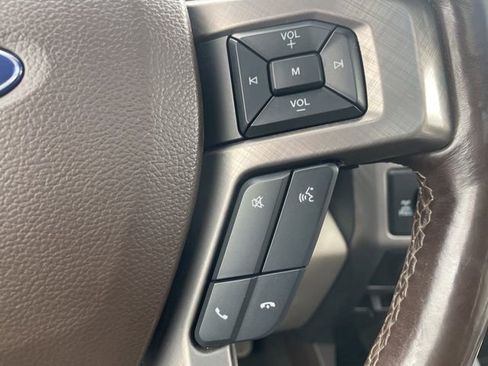 Used 2019 Ford F150 Limited image 23