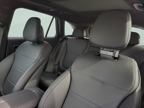 Certified 2026 Mercedes-Benz GLC 300 image 14
