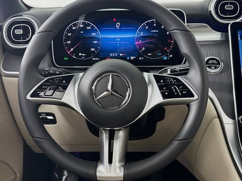 New 2026 Mercedes-Benz GLC 300 image 17