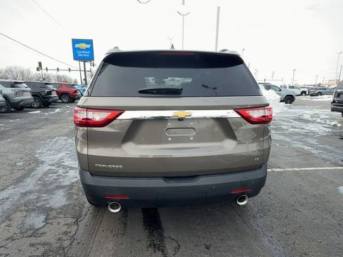 Used 2020 Chevrolet Traverse LT image 7