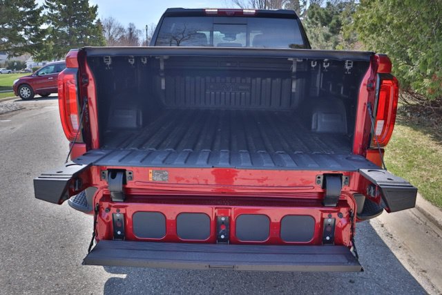 New 2026 GMC Sierra 1500 AT4 w/ Technology Package AWD/4WD image 12