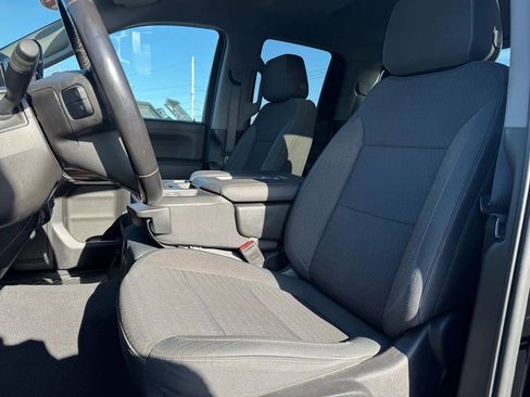 Used 2019 GMC Sierra 1500 SLE w/ SLE Value Package AWD/4WD image 9