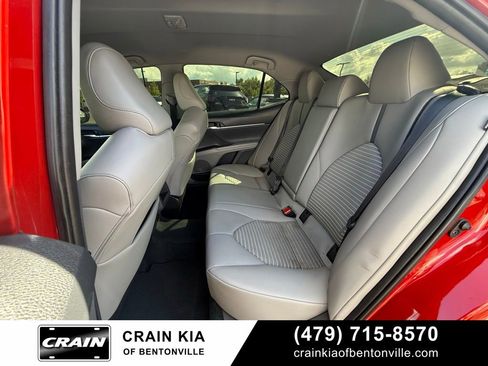 Used 2022 Toyota Camry SE FWD image 25