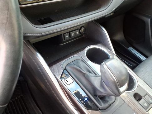 Certified 2021 Toyota Highlander Limited image 24