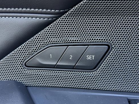 Used 2022 BMW M4 Coupe image 20