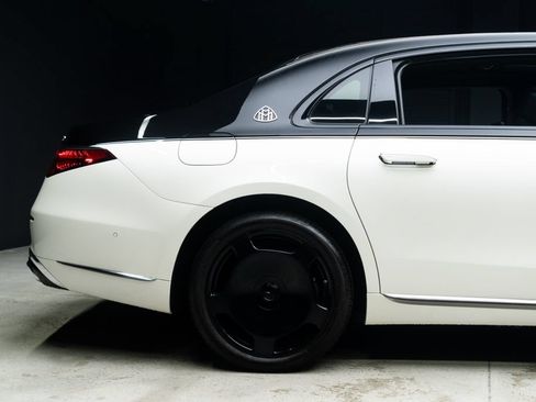 Used 2021 Mercedes-Benz Maybach S 580 4MATIC image 14