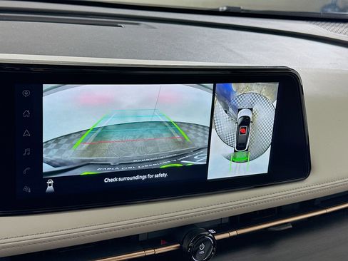 Used 2023 Nissan Ariya FWD image 22