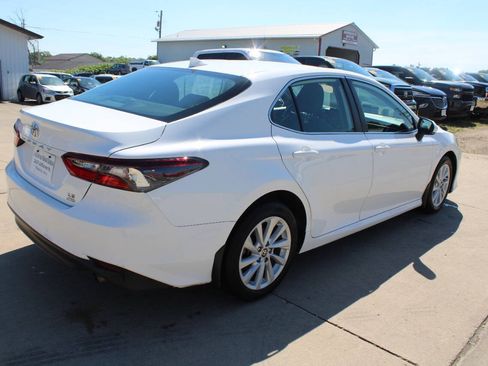 Used 2021 Toyota Camry LE w/ Cold Weather Package AWD/4WD image 9