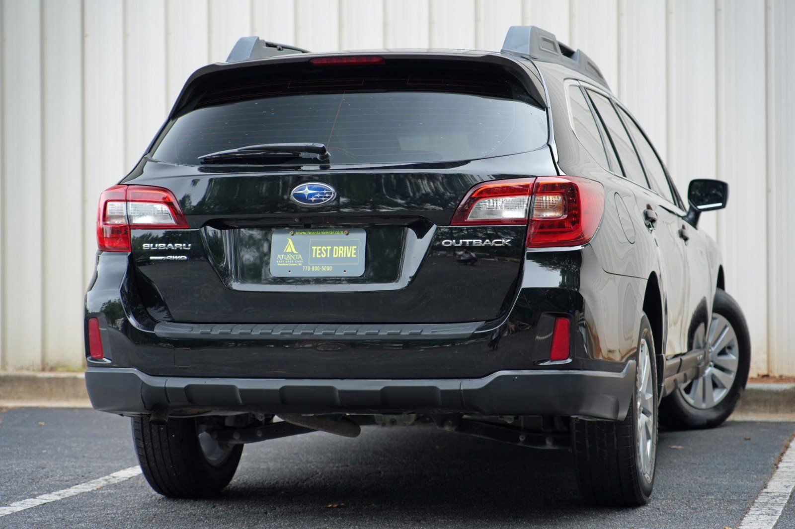 Used 2017 Subaru Outback 2.5i AWD/4WD image 4