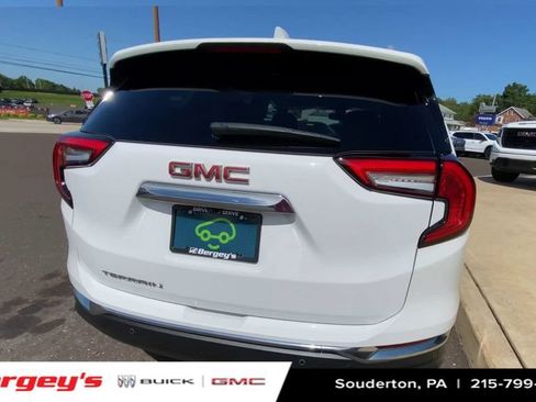 Used 2023 GMC Terrain SLT FWD image 9