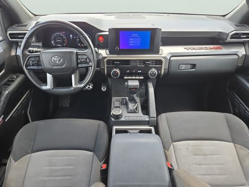 Used 2024 Toyota Tacoma TRD Sport AWD/4WD image 9