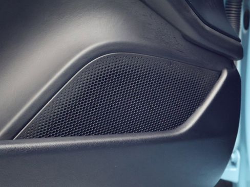 Certified 2025 Porsche Taycan image 14