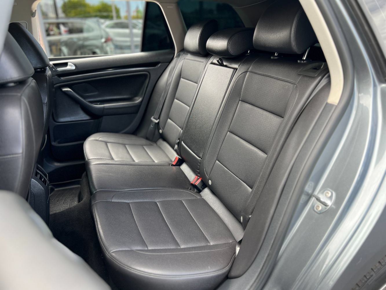 Used 2014 Volkswagen Jetta TDI FWD image 23