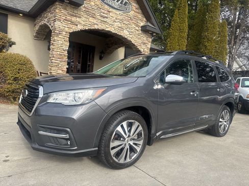 Used 2019 Subaru Ascent Touring w/ Popular Package #2A image 2