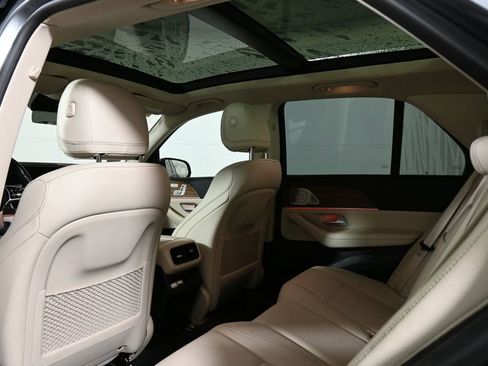 Used 2023 Mercedes-Benz GLE 350 4MATIC image 6