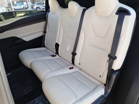Used 2023 Tesla Model X image 14