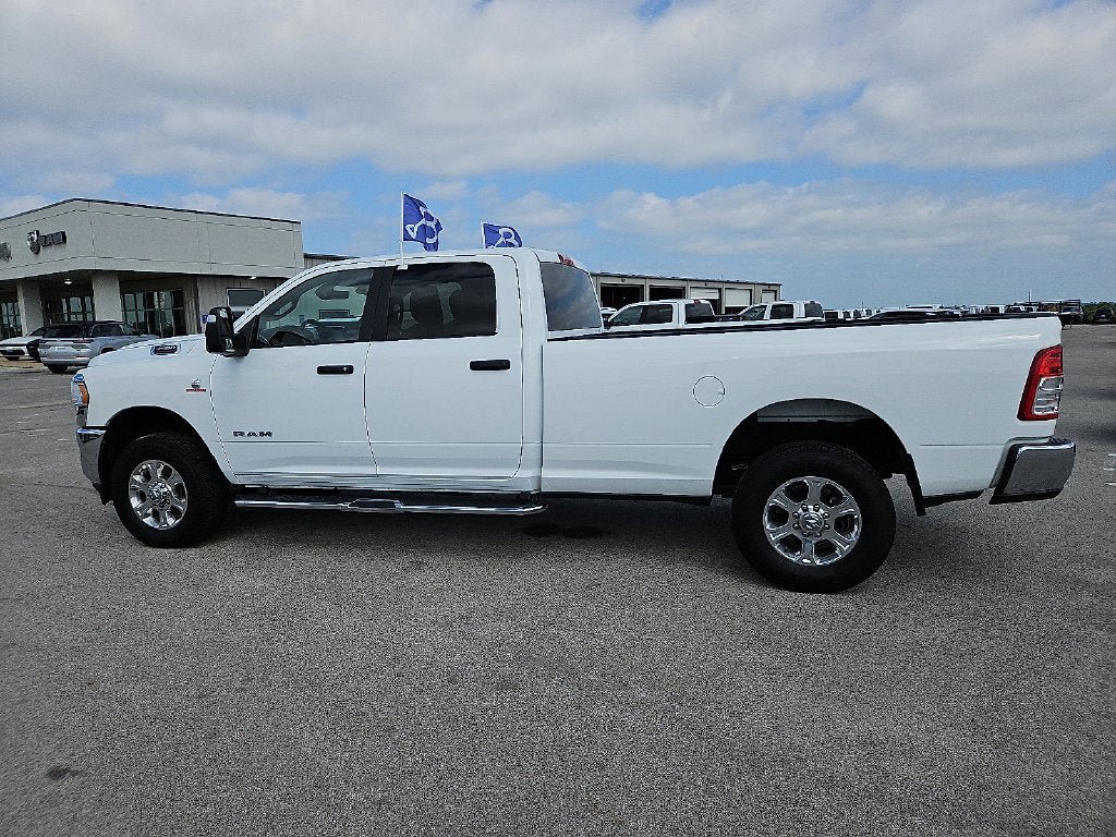 Certified 2024 RAM 3500 Big Horn AWD/4WD image 3