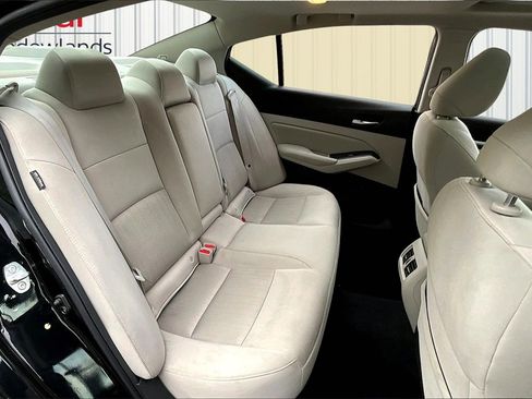 Used 2019 Nissan Altima 2.5 SV image 25