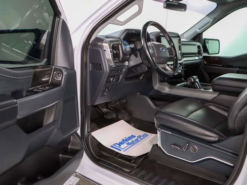 Used 2021 Ford F150 Lariat image 3