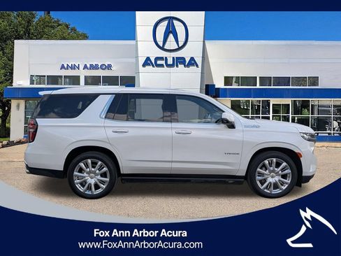 Used 2023 Chevrolet Tahoe High Country AWD/4WD image 6