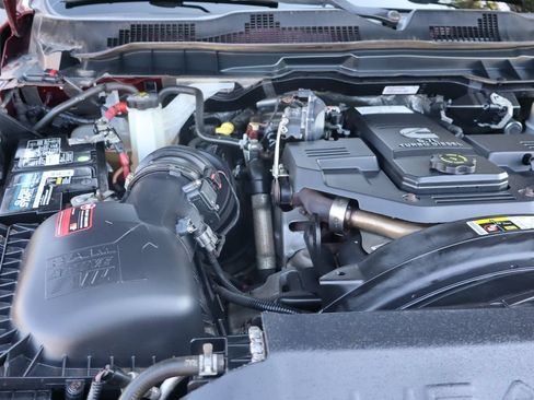 Used 2018 RAM 2500 Tradesman w/ Chrome Appearance Group AWD/4WD image 37
