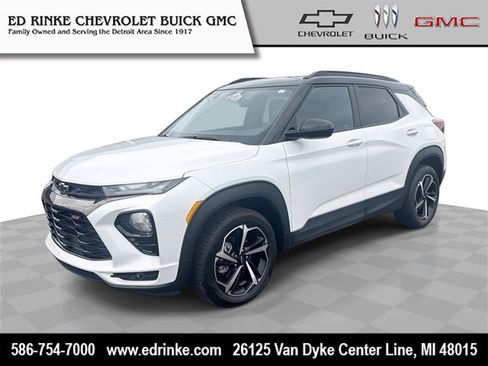 Certified 2023 Chevrolet TrailBlazer RS w/ Sun and Liftgate Package image 1