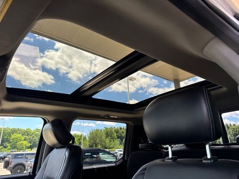 Used 2019 Ford F150 Lariat AWD/4WD image 23