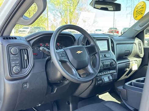 Used 2026 Chevrolet Silverado 2500 Custom w/ Custom Value Package AWD/4WD image 22