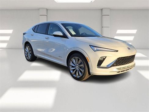 New 2025 Buick Envista Avenir image 7