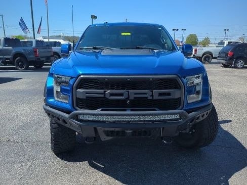 Used 2018 Ford F150 Raptor w/ Equipment Group 802A Luxury image 3