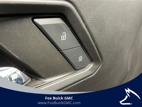 Certified 2023 GMC Canyon Elevation w/ Elevation Premium Package image 9