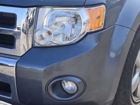 Used 2011 Ford Escape Limited w/ 301A Rapid Spec Order Code FWD image 10