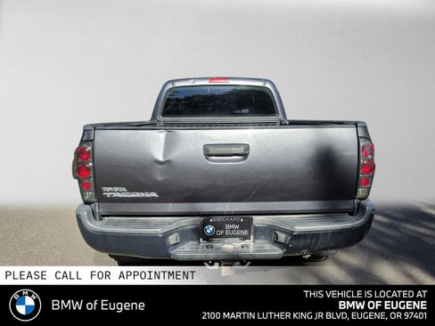 Used 2015 Toyota Tacoma 4x4 Access Cab image 4