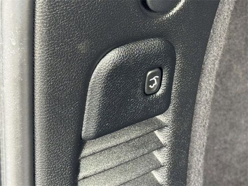 Used 2024 Dodge Durango GT image 9