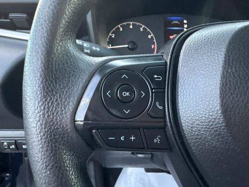 Used 2023 Toyota Corolla LE image 20