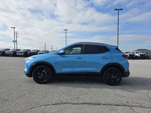 Used 2025 Buick Encore GX Sport Touring w/ Comfort Package image 4
