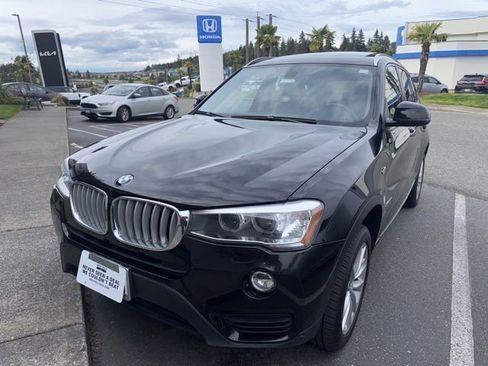 Used 2017 BMW X3 xDrive28i AWD/4WD image 3