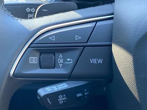 Used 2023 Audi Q7 2.0T Premium w/ Convenience Package AWD/4WD image 21
