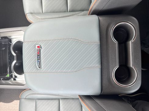 New 2026 GMC Yukon XL AT4 AWD/4WD image 12