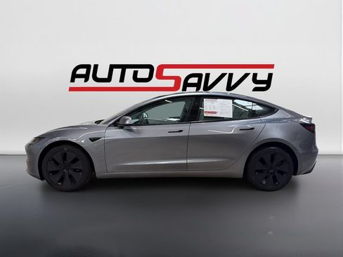 Used 2025 Tesla Model 3 Long Range RWD image 8
