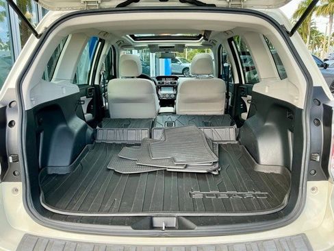 Used 2018 Subaru Forester 2.5i Premium image 11