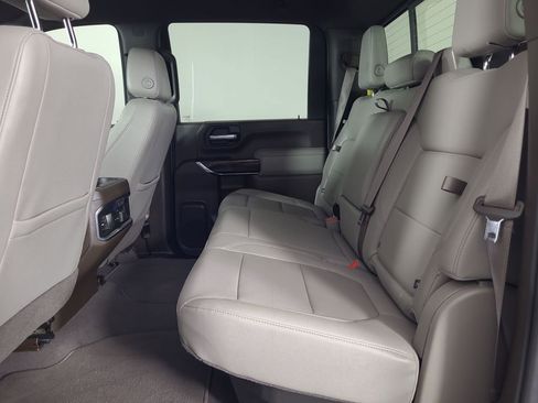 Used 2023 GMC Sierra 2500 SLT w/ SLT Premium Package image 20