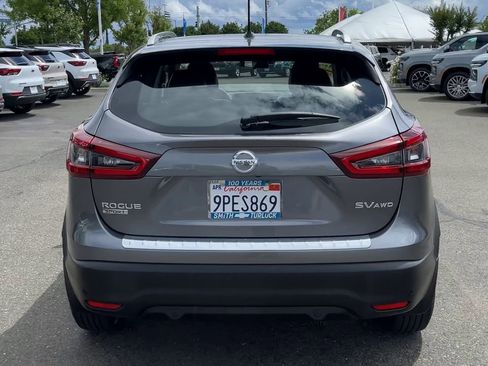 Used 2022 Nissan Rogue Sport SV w/ Technology Package AWD/4WD image 6