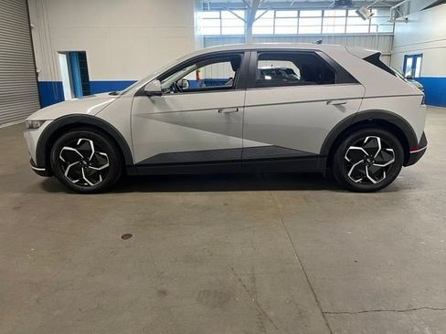 Used 2024 Hyundai Ioniq 5 SE RWD image 6